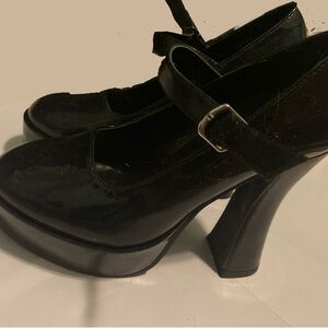 cute black platform heals, with strap